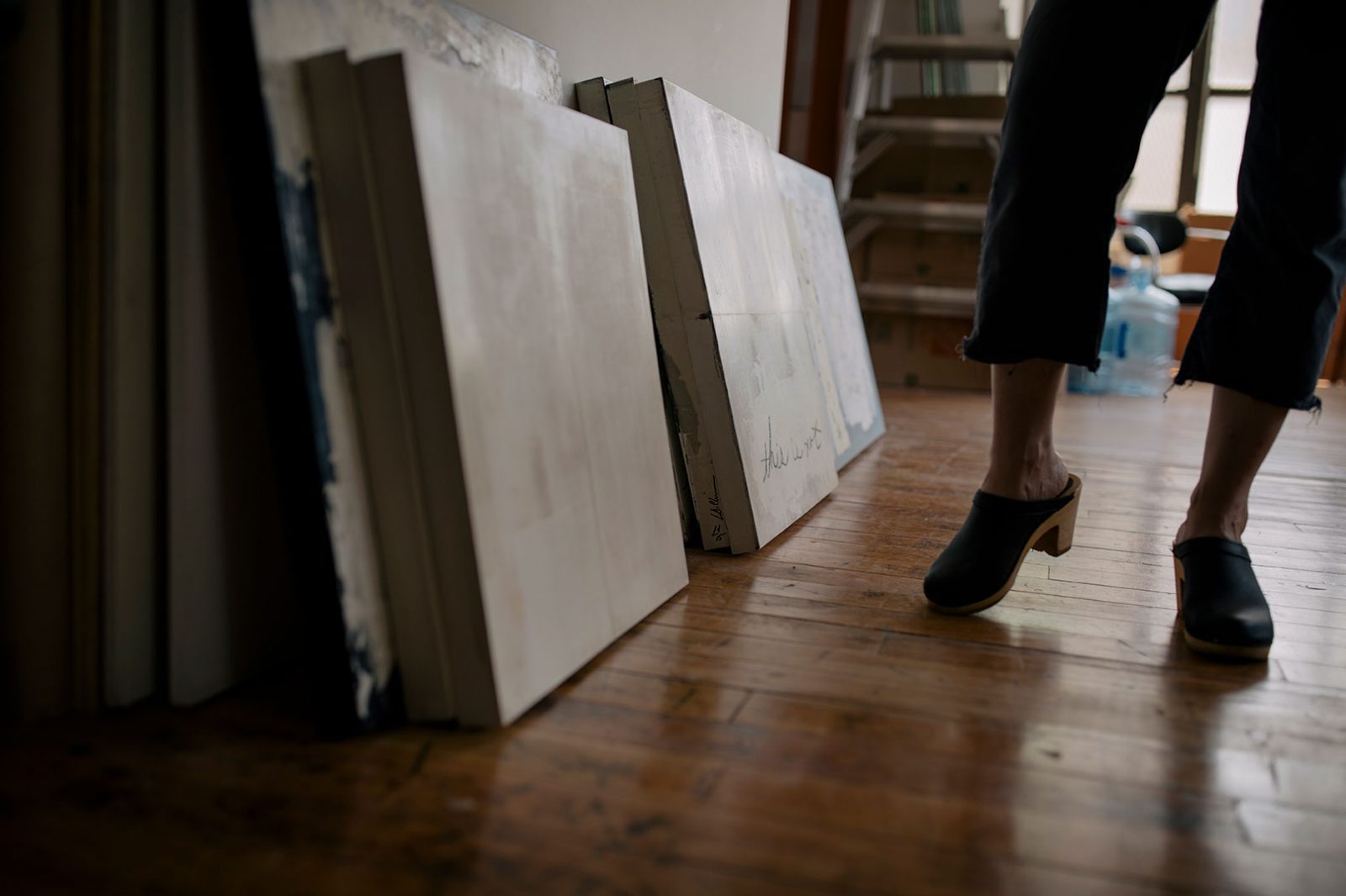 Lisa DiClerico primes and seals wood panels with handmade gessos | José A. Alvarado Jr. for The Daring